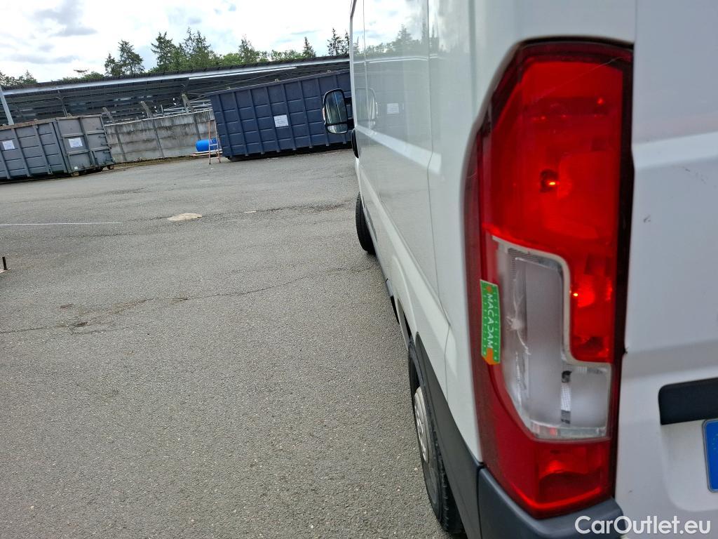  Citroen  Jumper CITROEN  / 2014 / 4P / Fourgon tôlé 33 L2H2 BlueHDi 120 S&S BVM6 Club #26