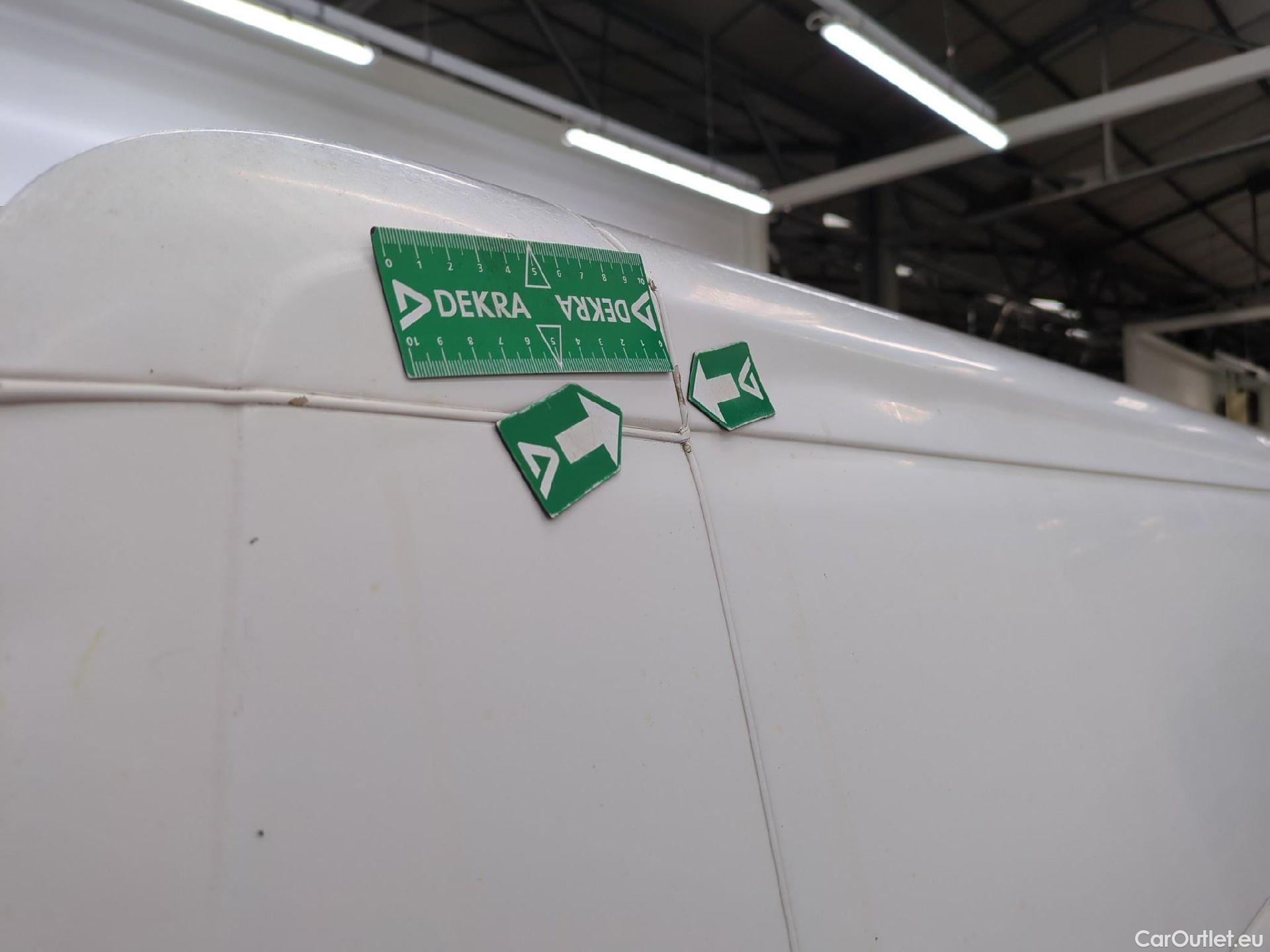  Peugeot  Boxer PEUGEOT  VU 4p Fourgon BLUEHDI 130 S&S PREMIUM PA 333 L2H2 #33