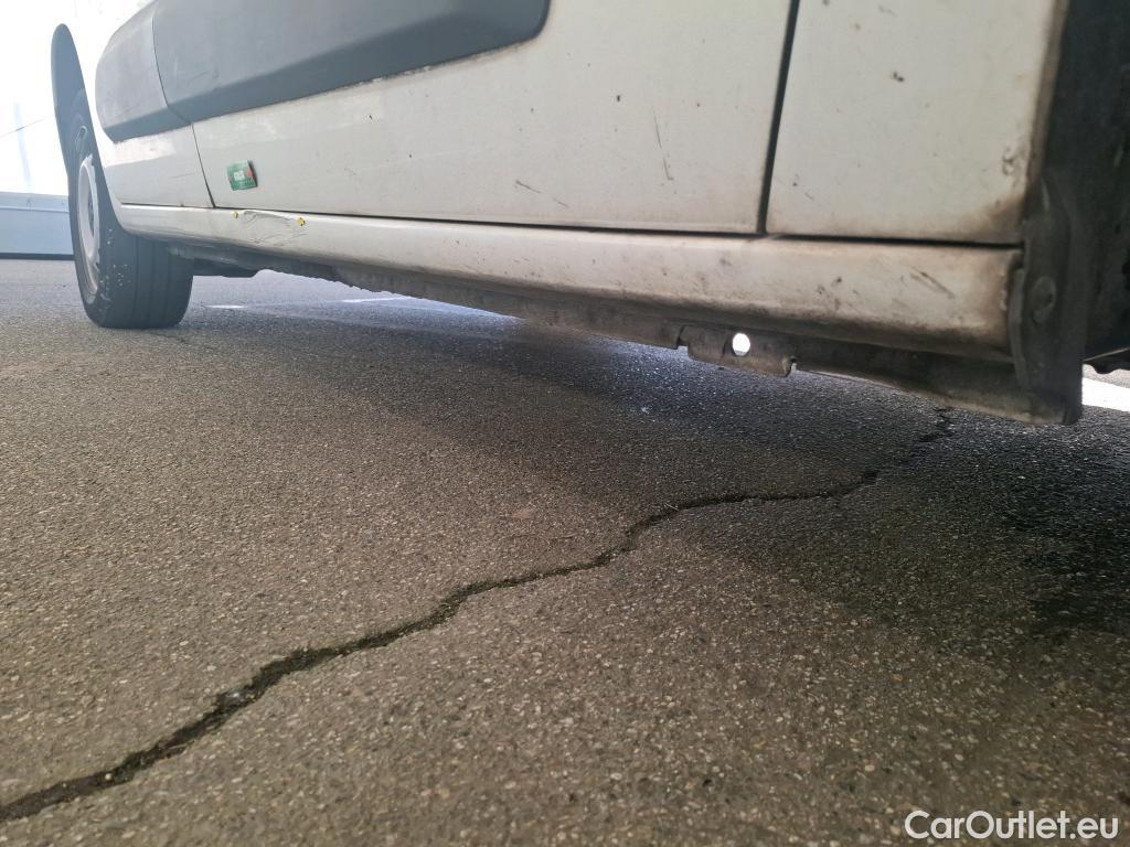  Peugeot  Partner  Asphalt L1 1.5 HDi 100CV BVM5 E6dT #13