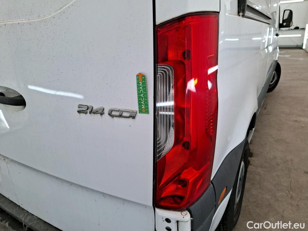  Mercedes  Sprinter MERCEDESBENZ  VU 4p Fourgon 214 CDI Traction Emp 3924 3T #1
