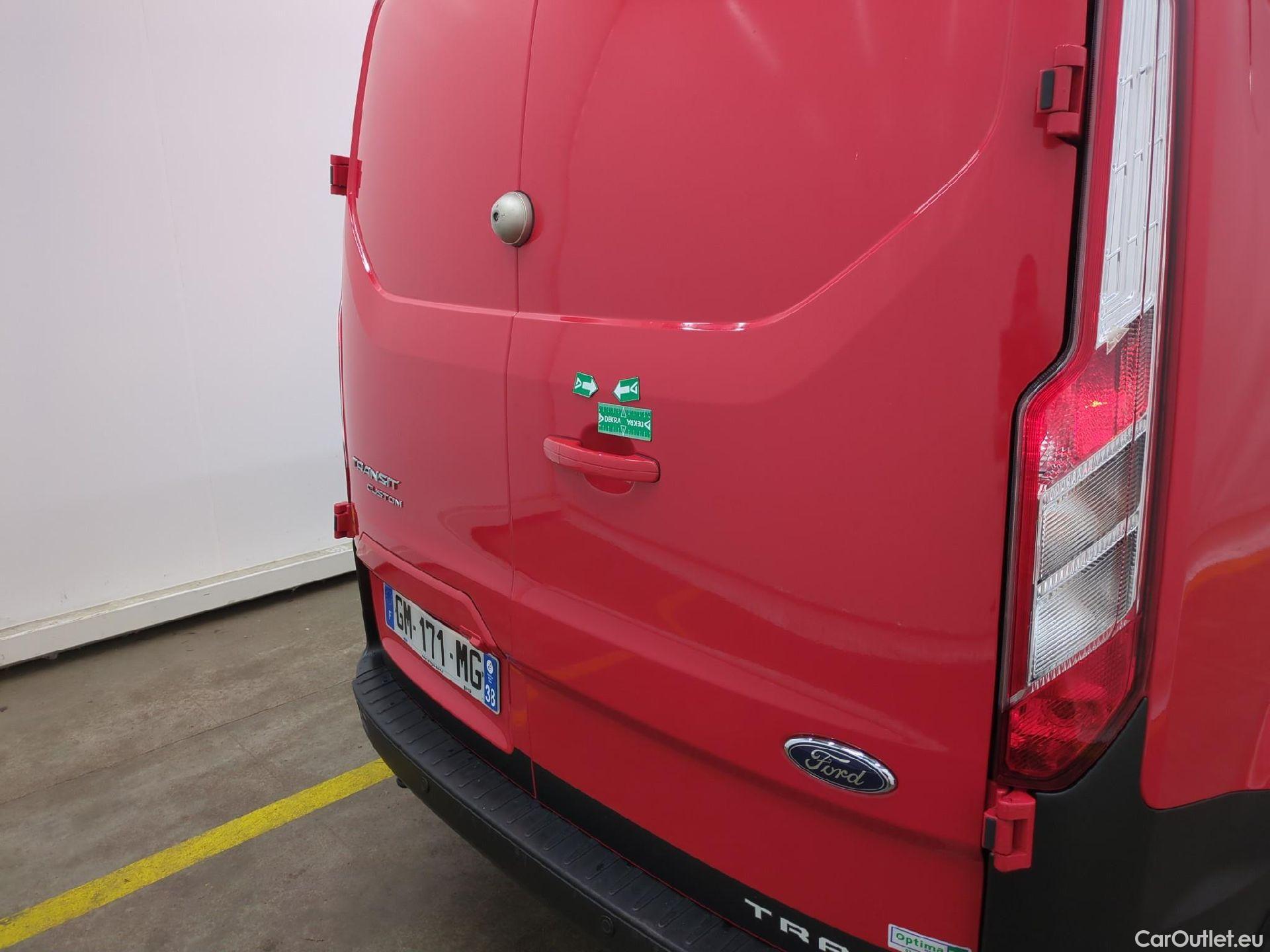  Ford  Transit  Custom Fourgon 320 L2 Limited 2.0 TDCi 130CV BVM6 E6d #31