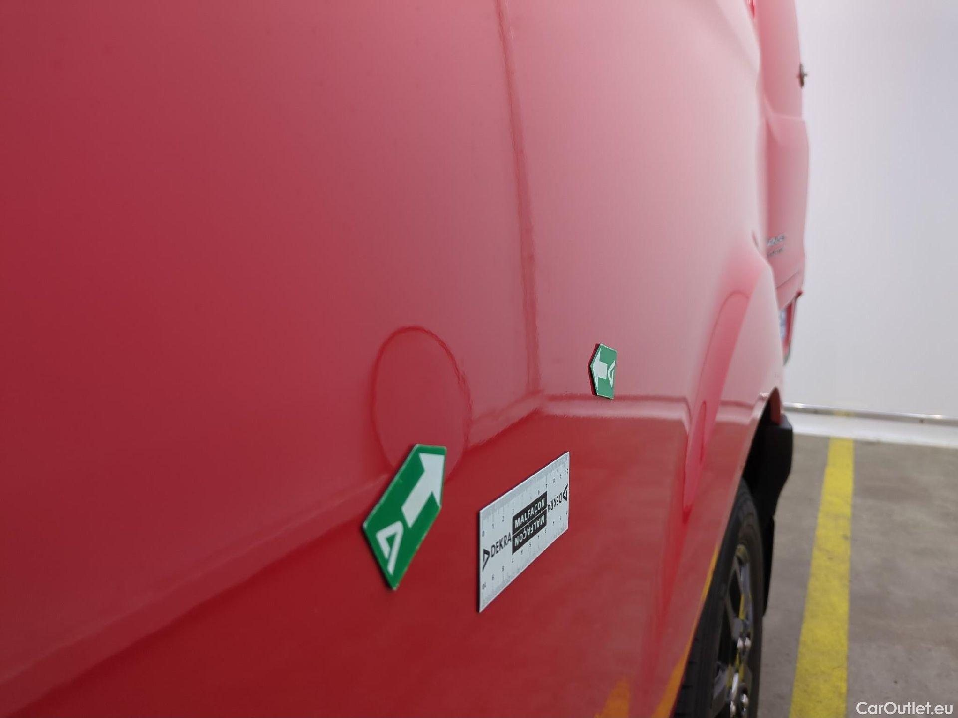  Ford  Transit  Custom Fourgon 320 L2 Limited 2.0 TDCi 130CV BVM6 E6d #17