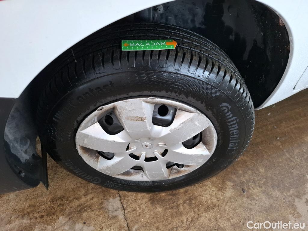  Renault  Kangoo  II Express Maxi Extra (Série Spéciale) 1.5 dCi 95CV BVM6 E6dT #32
