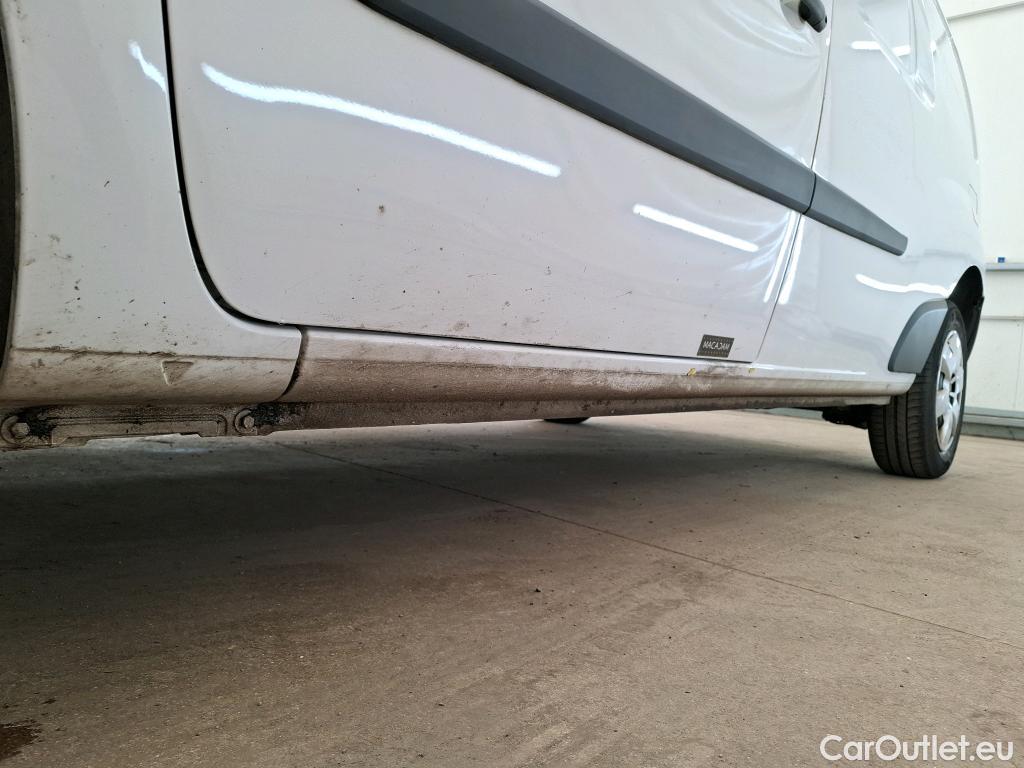  Renault  Kangoo  Express Maxi Extra (Série Spéciale) 1.5 dCi 90CV BVM5 E6 #31