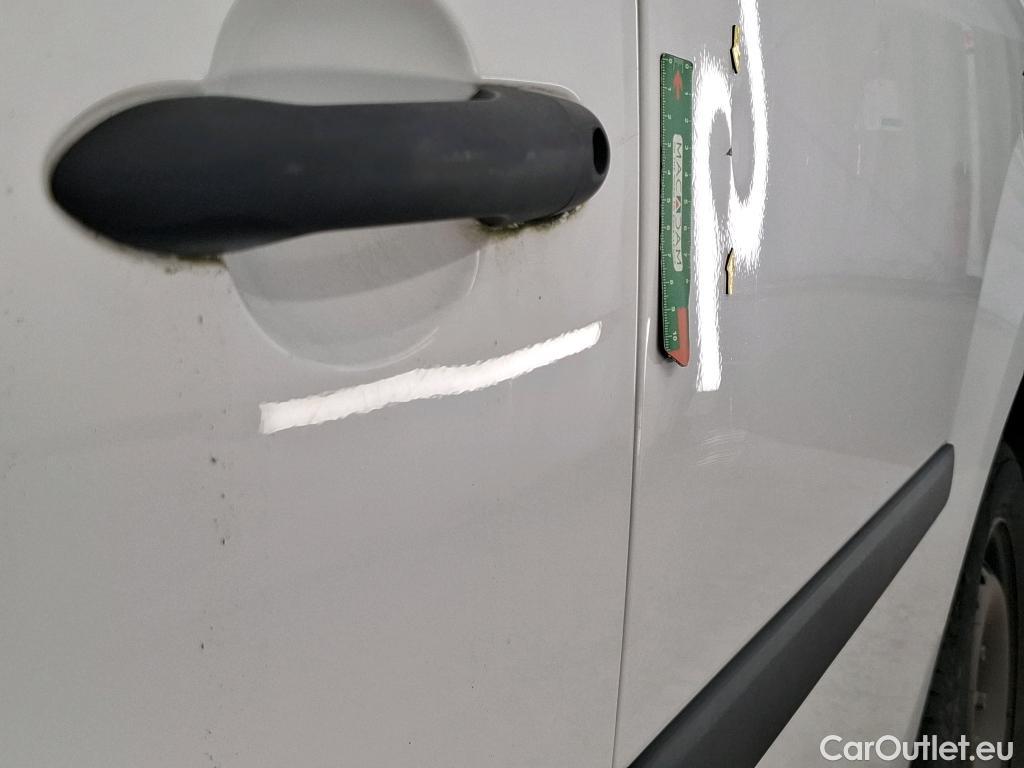  Renault  Kangoo RENAULT  Express / 2013 / 3P / Fourgonnette Z.E. ExtraRLink Achat Integral - 19 #35