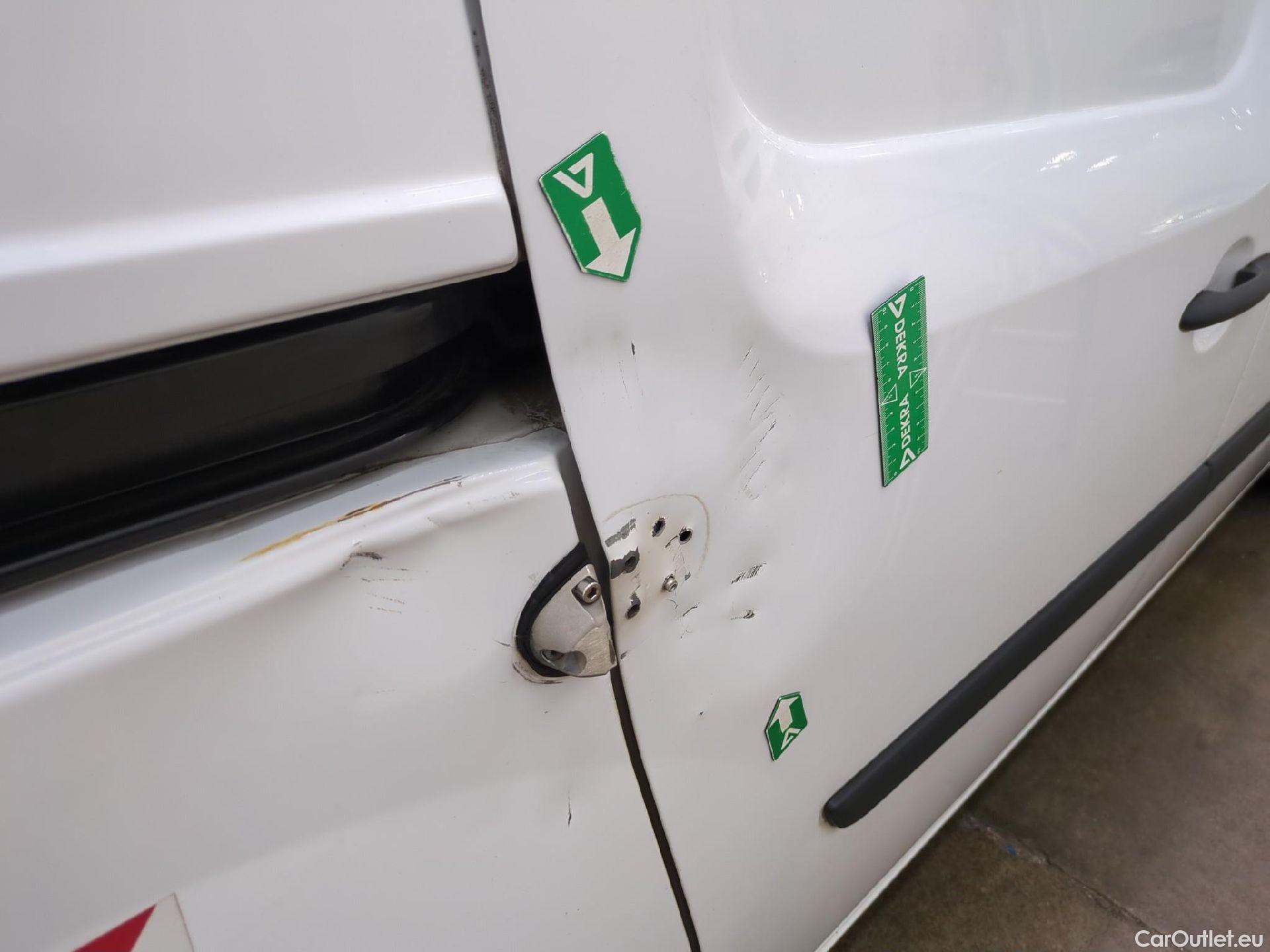  Renault  Kangoo  Express Extra (Série Spéciale) 1.5 dCi 90CV BVM5 E6 #72