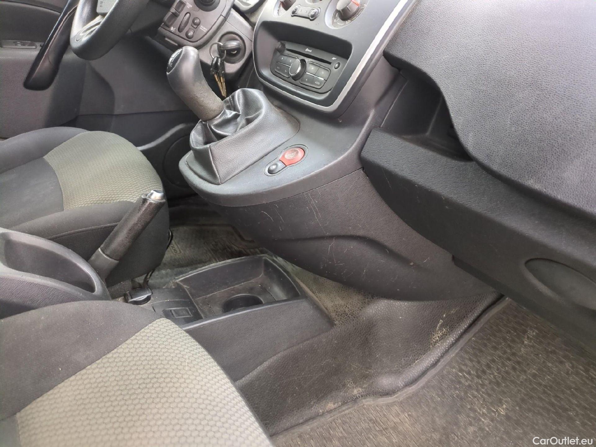  Renault  Kangoo  Express Extra (Série Spéciale) 1.5 dCi 90CV BVM5 E6 #84