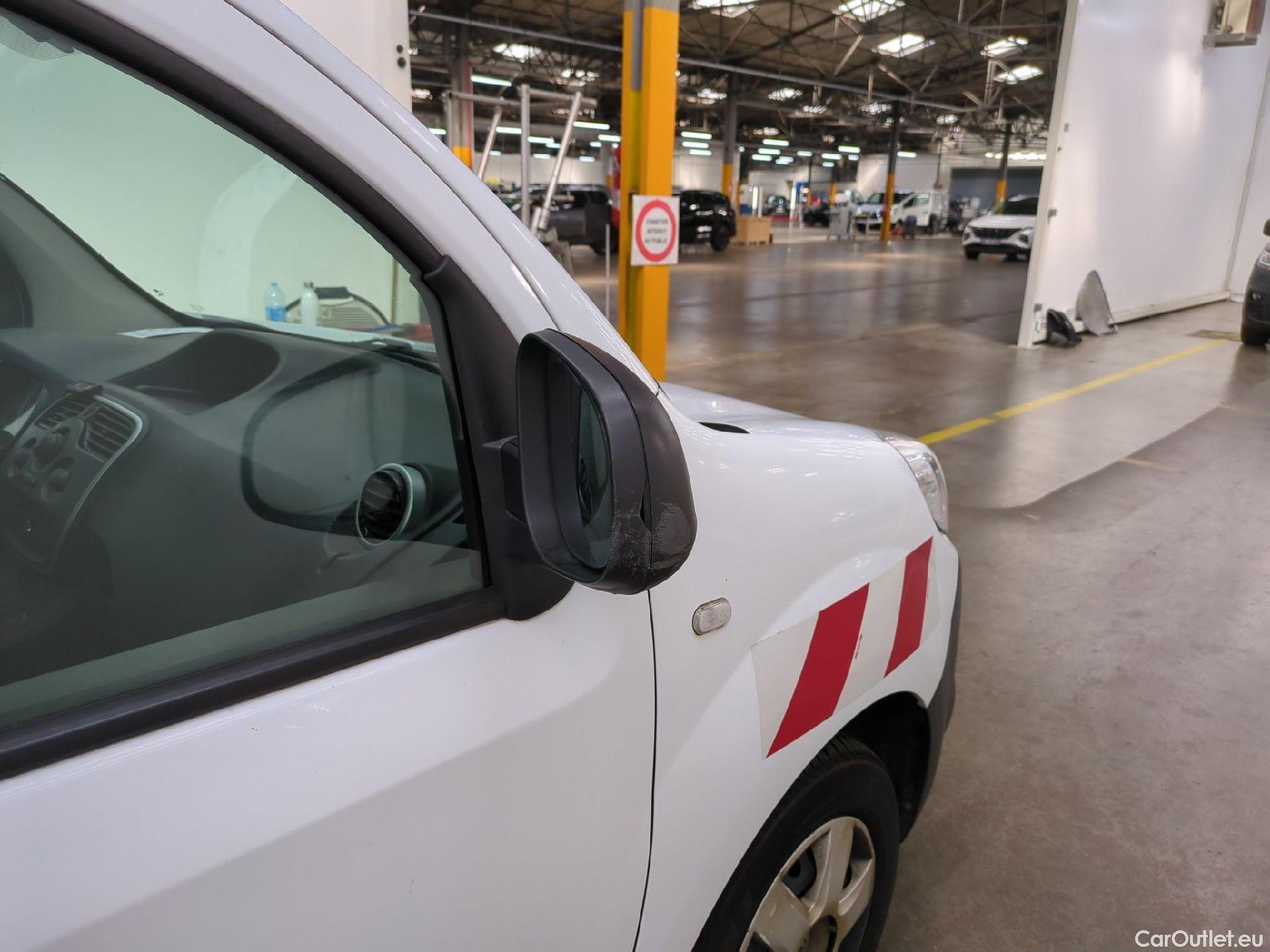  Renault  Kangoo  Express Extra (Série Spéciale) 1.5 dCi 90CV BVM5 E6 #80