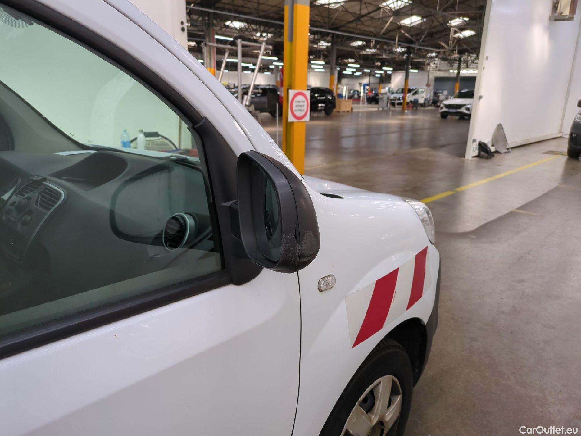  Renault  Kangoo  Express Extra (Série Spéciale) 1.5 dCi 90CV BVM5 E6 #81