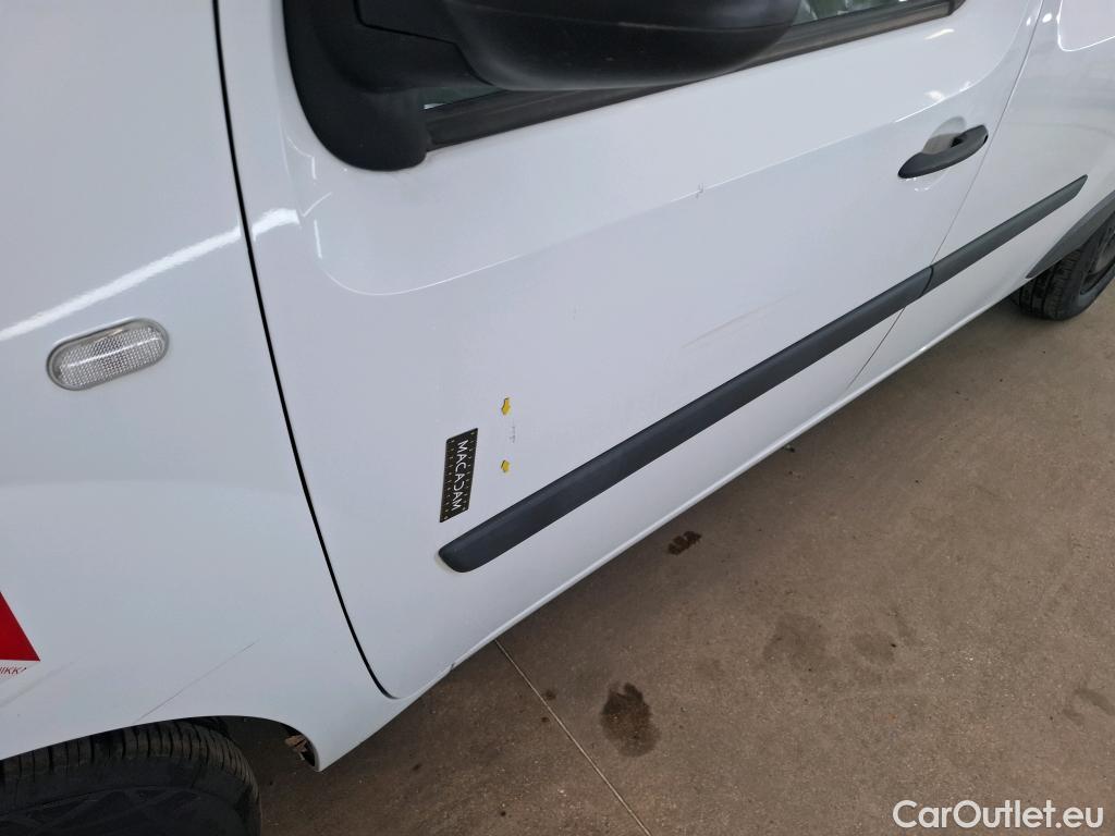  Renault  Kangoo  Express Maxi Extra (Série Spéciale) 1.5 dCi 90CV BVM5 E6 #36