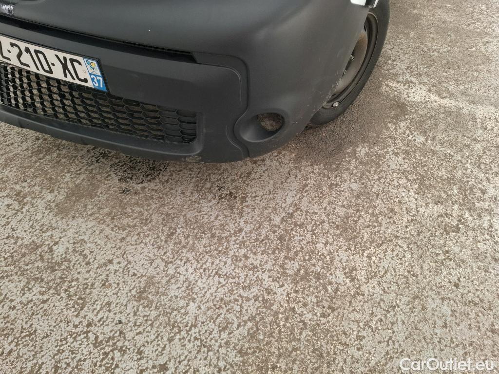  Renault  Kangoo RENAULT  Express / 2013 / 3P / Fourgonnette Z.E. ExtraRLink Achat Integral - 19 #30