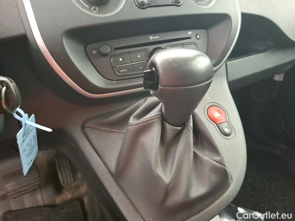  Renault  Kangoo RENAULT  Express / 2013 / 3P / Fourgonnette Z.E. ExtraRLink Achat Integral - 19 #28