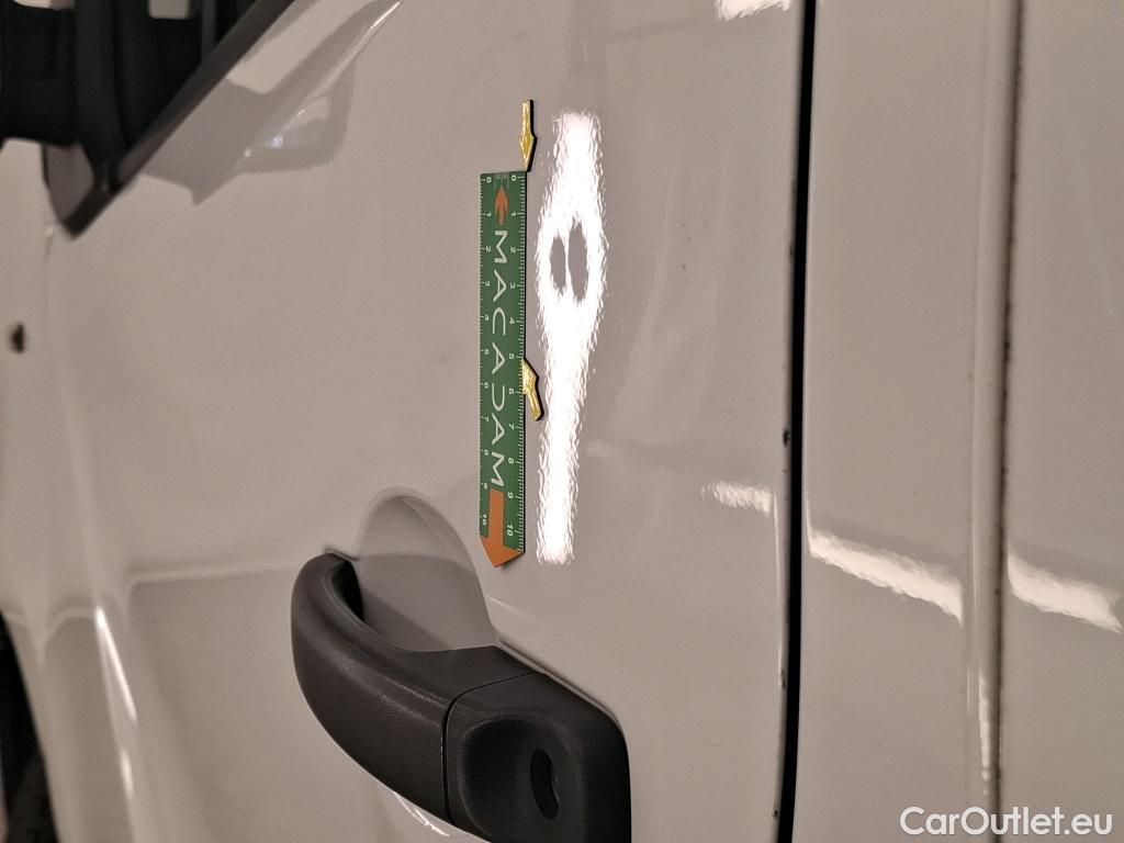  Renault  Trafic RENAULT  VU 4p Fourgon FG GCF L1H1 1200 Energy dCi 125 E6 #15