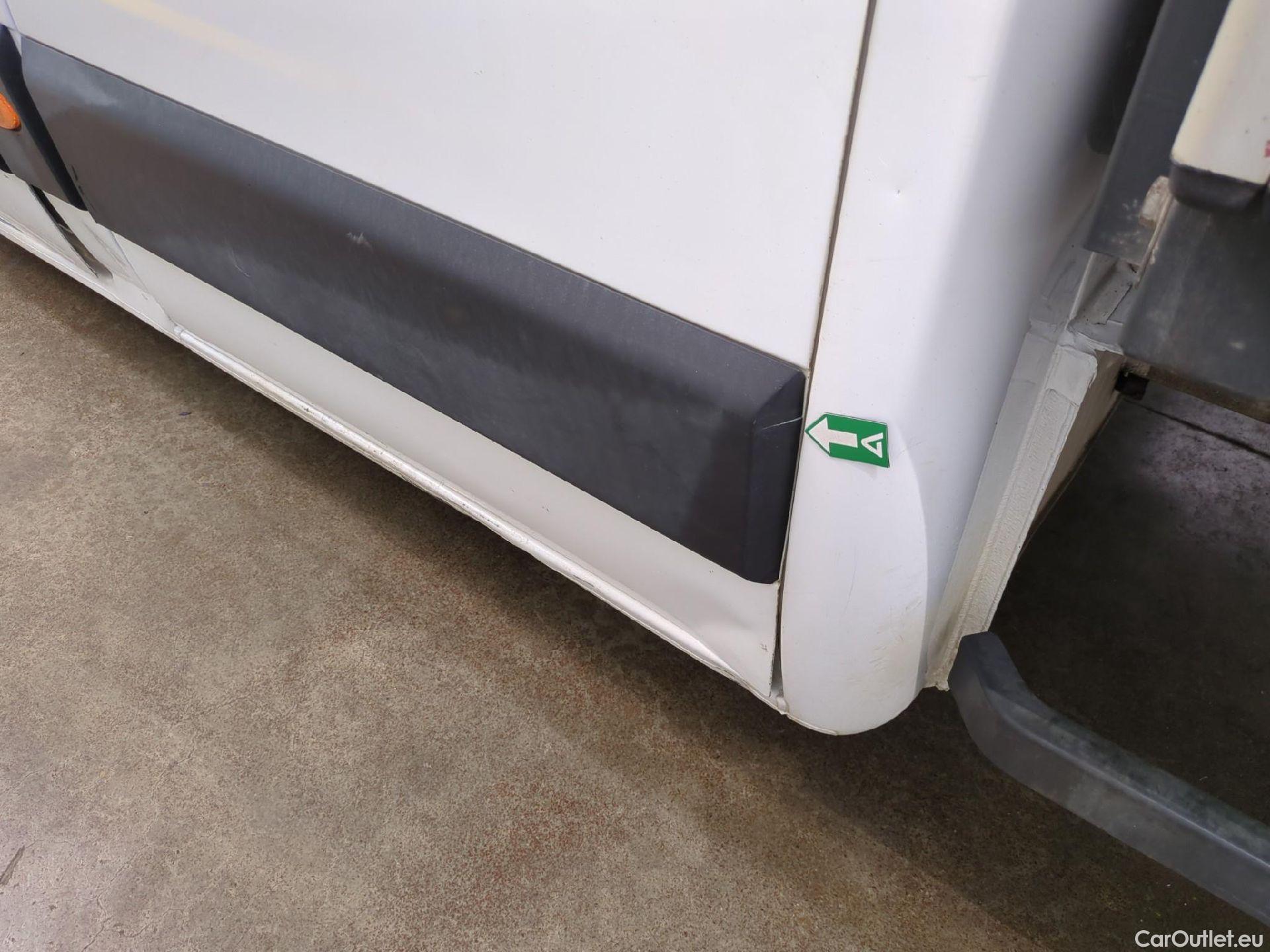  Renault  Master  Chassis dble Cabine L3H1 3 5t 2.3 dCi 145CV BVM6 7 Sieges E5 #127