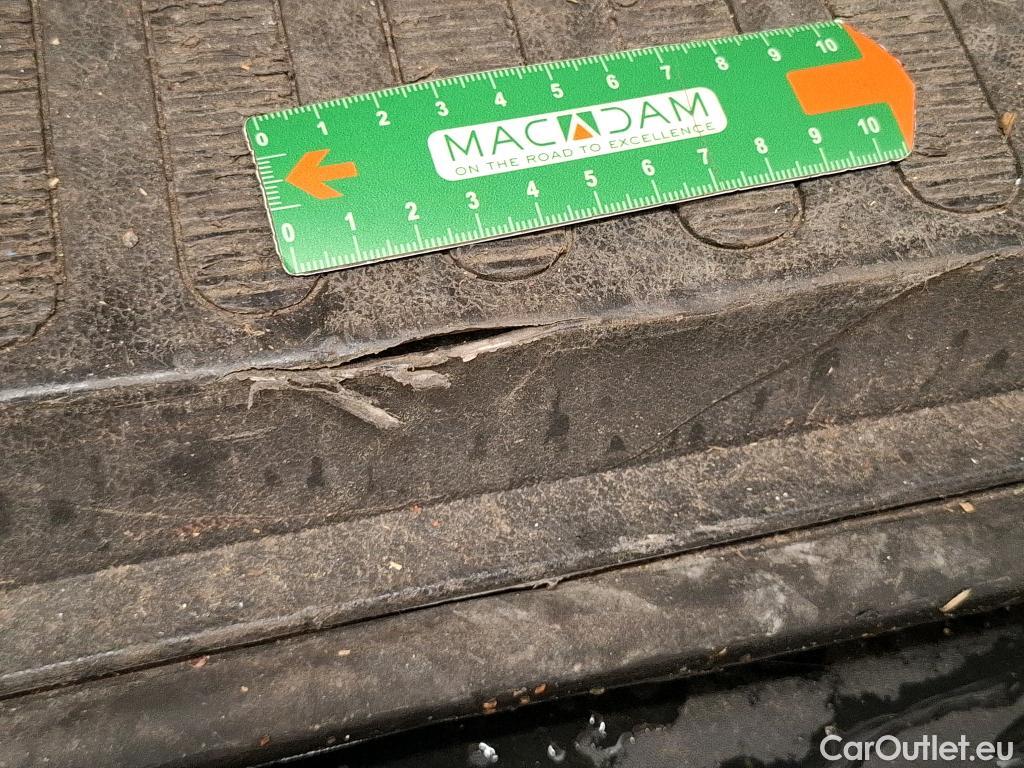  Renault  Master  Fourgon L2H2 3 5 Grand Confort dCi 135CV BVM6 E6dT #26