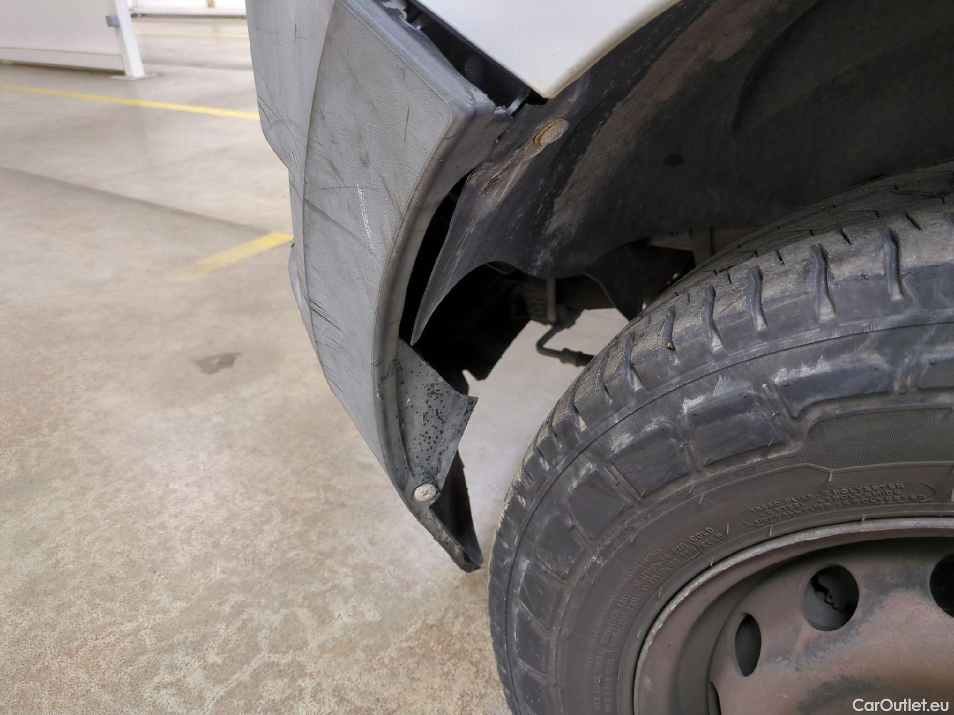  Renault  Master  Chassis dble Cabine L3H1 3 5t 2.3 dCi 145CV BVM6 7 Sieges E5 #65