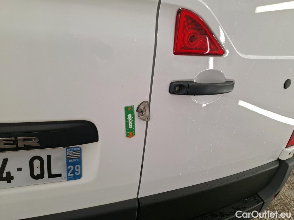  Renault  Master  Fourgon L2H2 3 5 Grand Confort dCi 135CV BVM6 E6dT #11