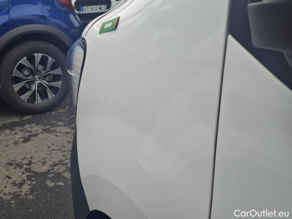  Renault  Master  Fourgon L2H2 3 5 Grand Confort dCi 135CV BVM6 E6dT #10