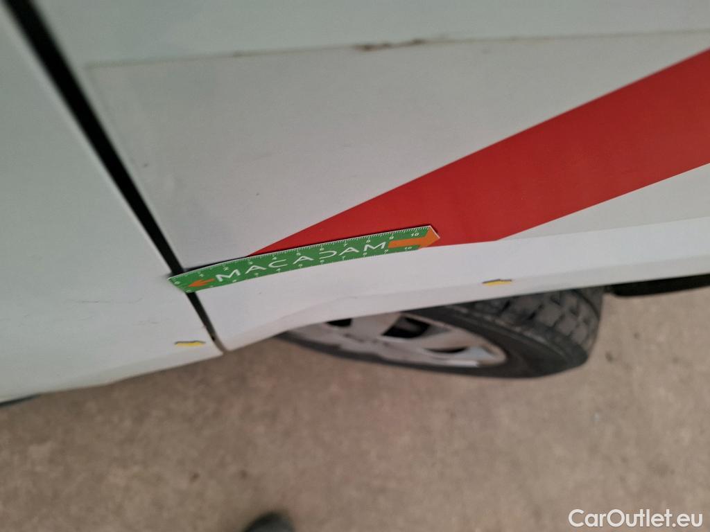  Renault  Trafic  Furgon Grand Confort L1H1 1200 1.6 dCi 125CV BVM6 E6 #22