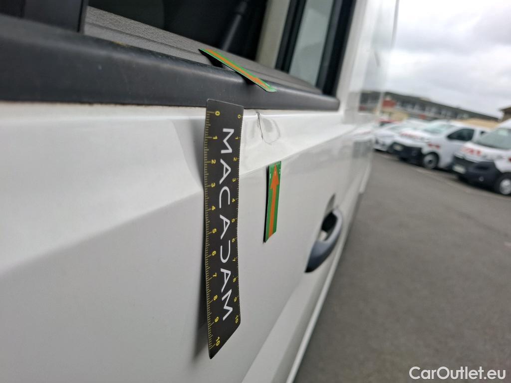  Volkswagen  Crafter VOLKSWAGEN  / 2017 / 4P / Fourgon tôlé 2.0 TDI 140 35 L4H3 Procab Business Line #16