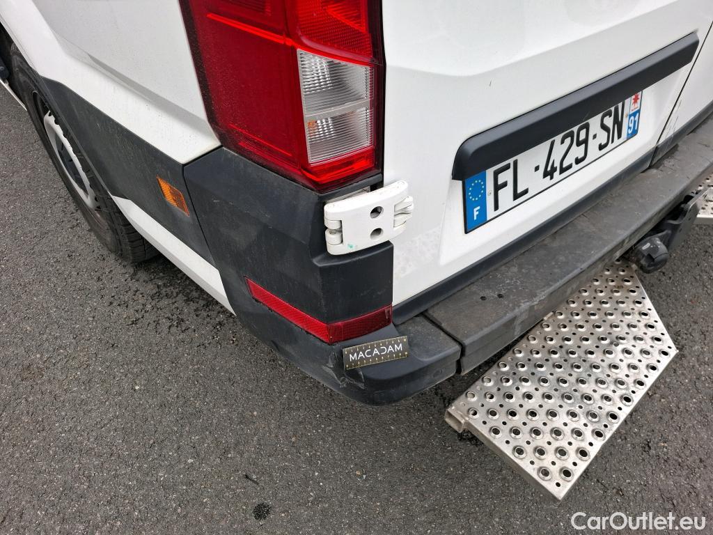  Volkswagen  Crafter VOLKSWAGEN  / 2017 / 4P / Fourgon tôlé 2.0 TDI 140 35 L4H3 Procab Business Line #49