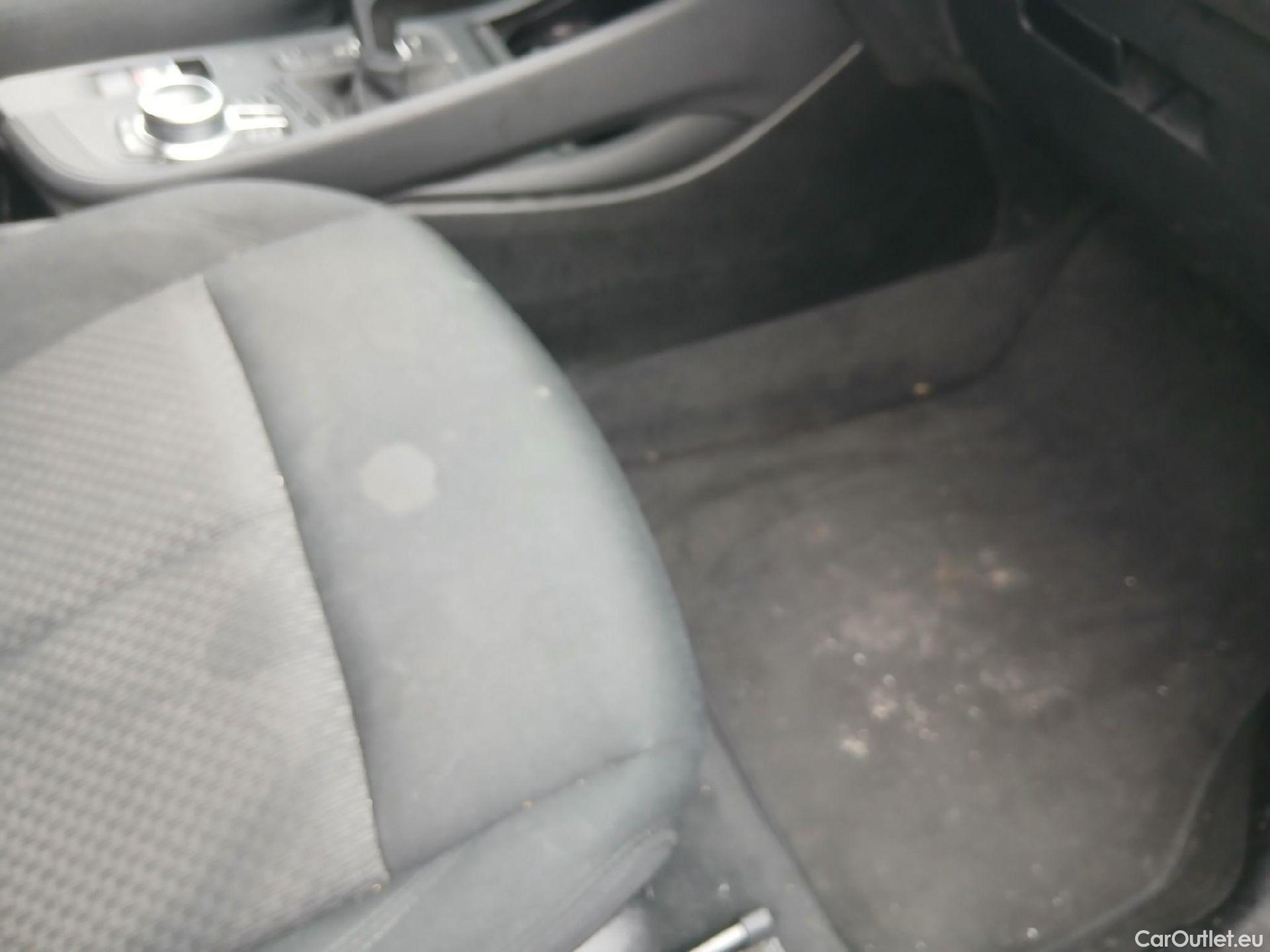  Bmw  X1 BMW  / 2019 / 5P / todoterreno sDrive18dA Corporate #4
