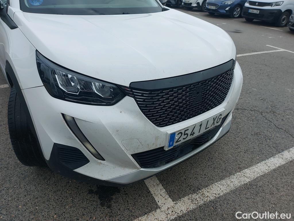  Peugeot  2008 PEUGEOT  / 2019 / 5P / todoterreno Allure BlueHDI 81kW (110CV) #14