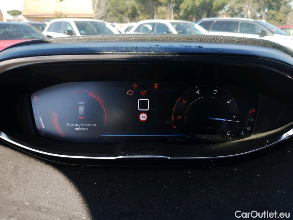  Peugeot  3008 PEUGEOT  / 2020 / 5P / todoterreno 1.5 BlueHDi 96kW (130CV) S&S Active Pack #38