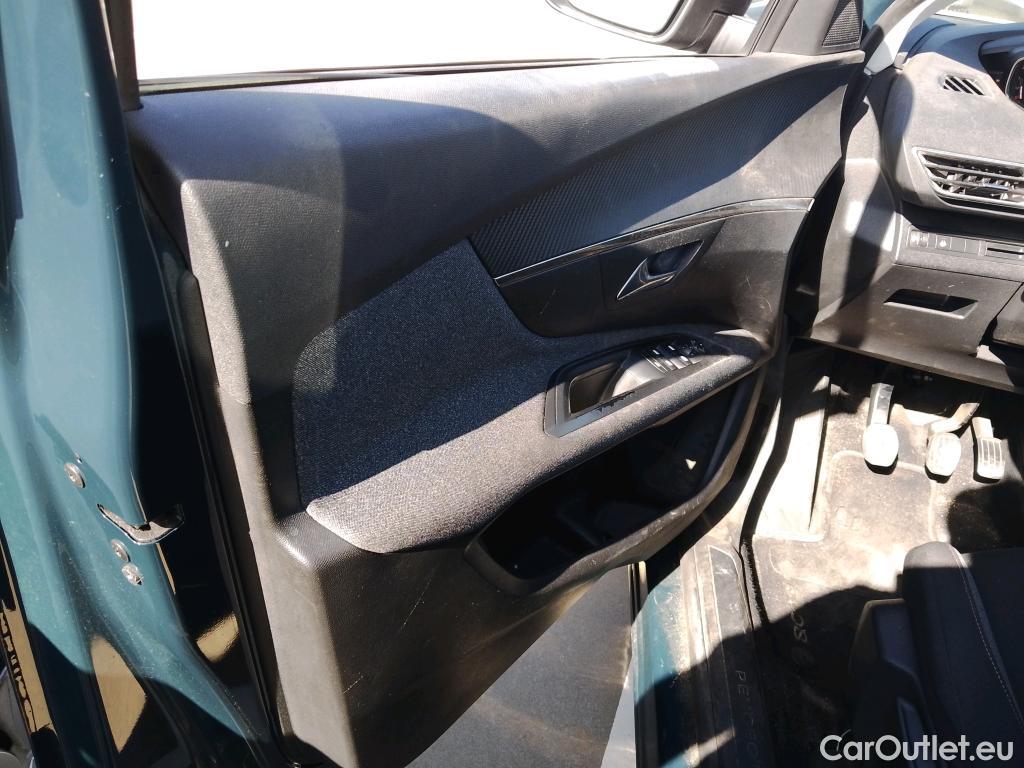  Peugeot  3008 PEUGEOT  / 2020 / 5P / todoterreno 1.5 BlueHDi 96kW (130CV) S&S Active Pack #25