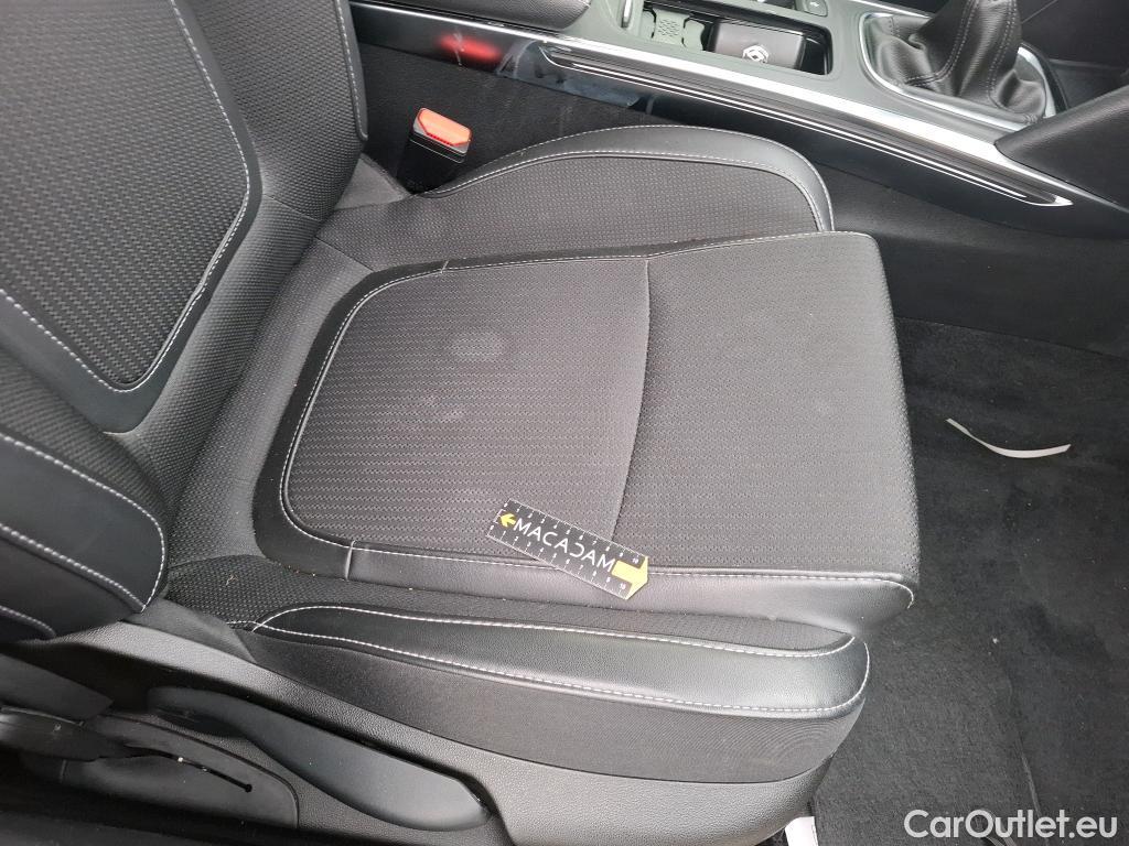  Renault  Megane RENAULT Mégane Berline 5p Berline Intens TCe 140 FAP #11