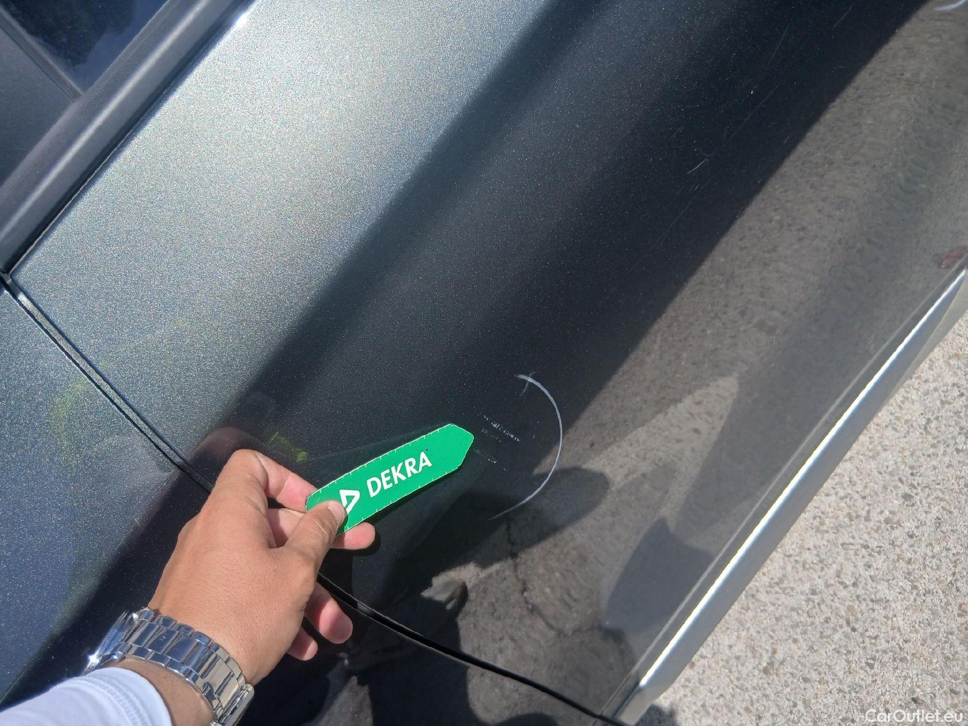  Hyundai   Ioniq HYUNDAI / 2019 / 5P / berlina con portón 1.6 GDI PHEV Klass DCT #10