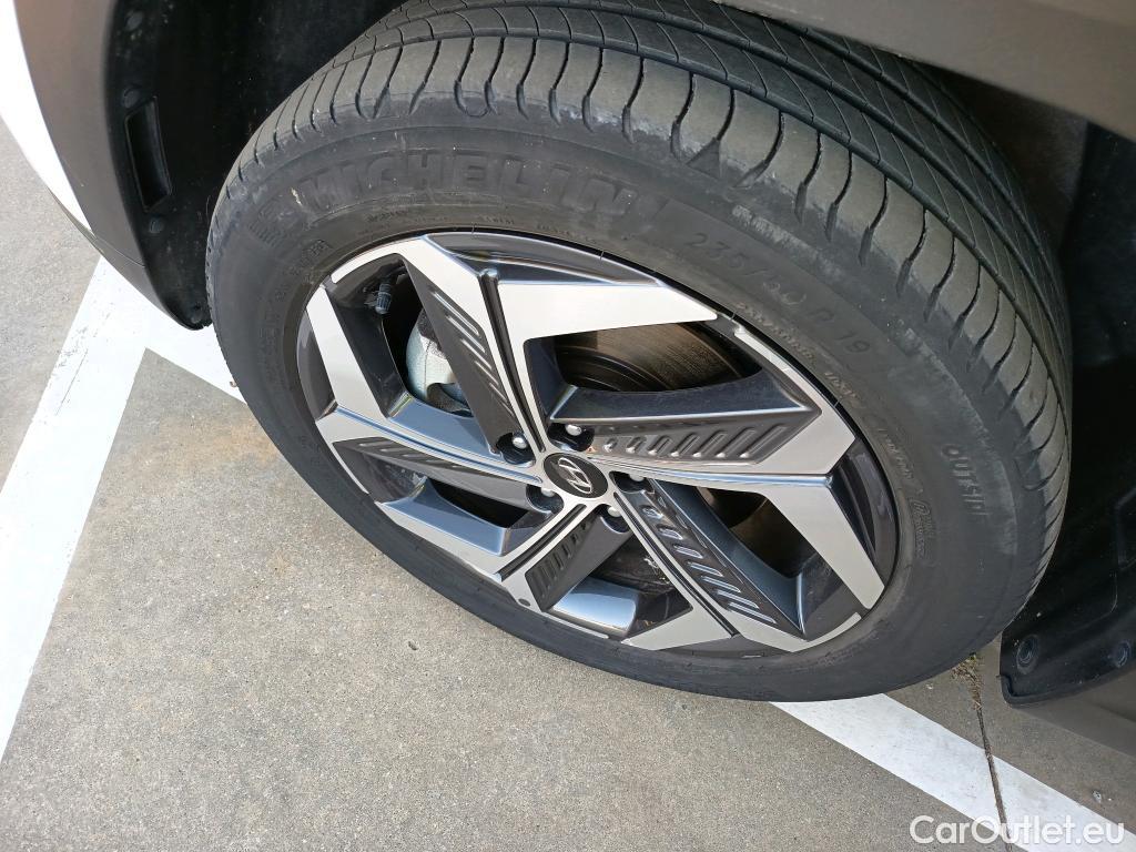  Hyundai  Tucson HYUNDAI  / 2020 / 5P / todoterreno 1.6 TGDI PHEV 195kW Maxx Auto 4X4 #9