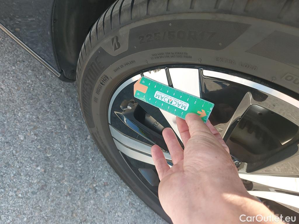  Mercedes  C-Klasse MERCEDES-BENZ Clase C / 2021 / 5P / familiar C 300 e Estate #8