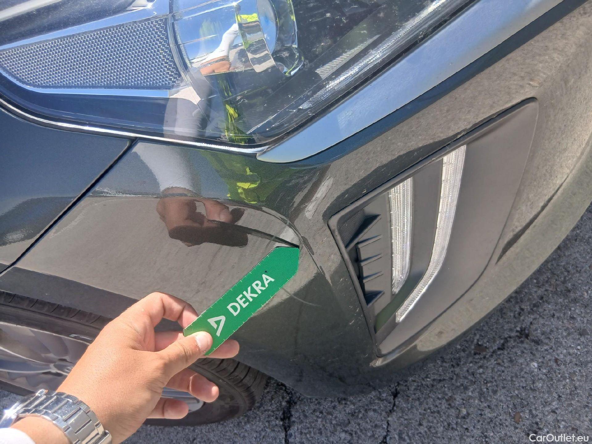  Hyundai   Ioniq HYUNDAI / 2019 / 5P / berlina con portón 1.6 GDI PHEV Klass DCT #5