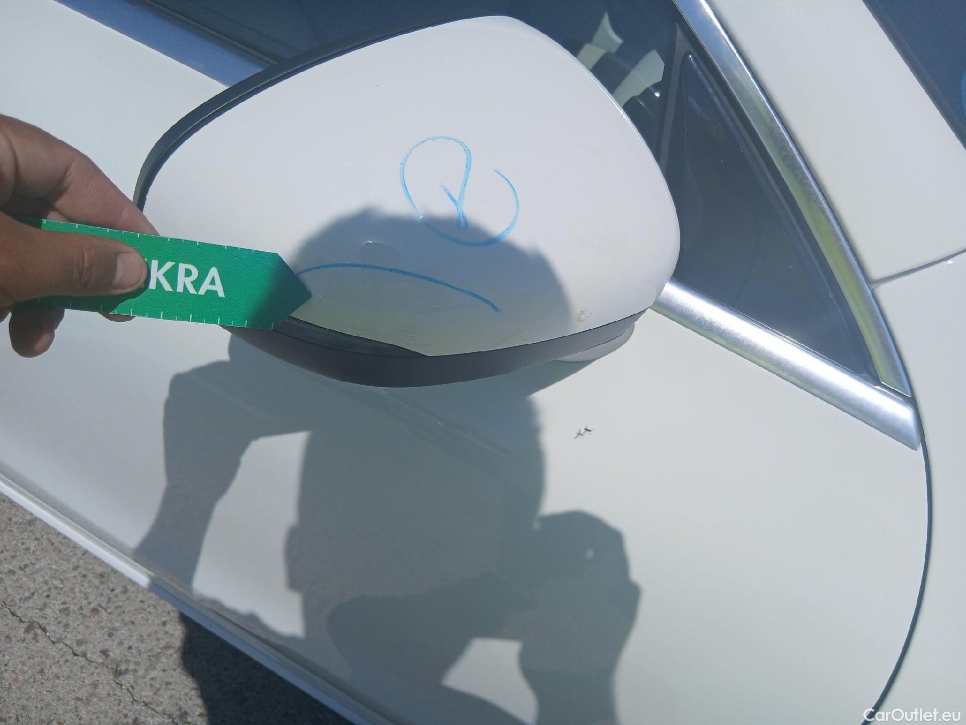  Mercedes  CLA-Klasse MERCEDES-BENZ CLA / 4P / coupé 200 D DCT 150 CV #25