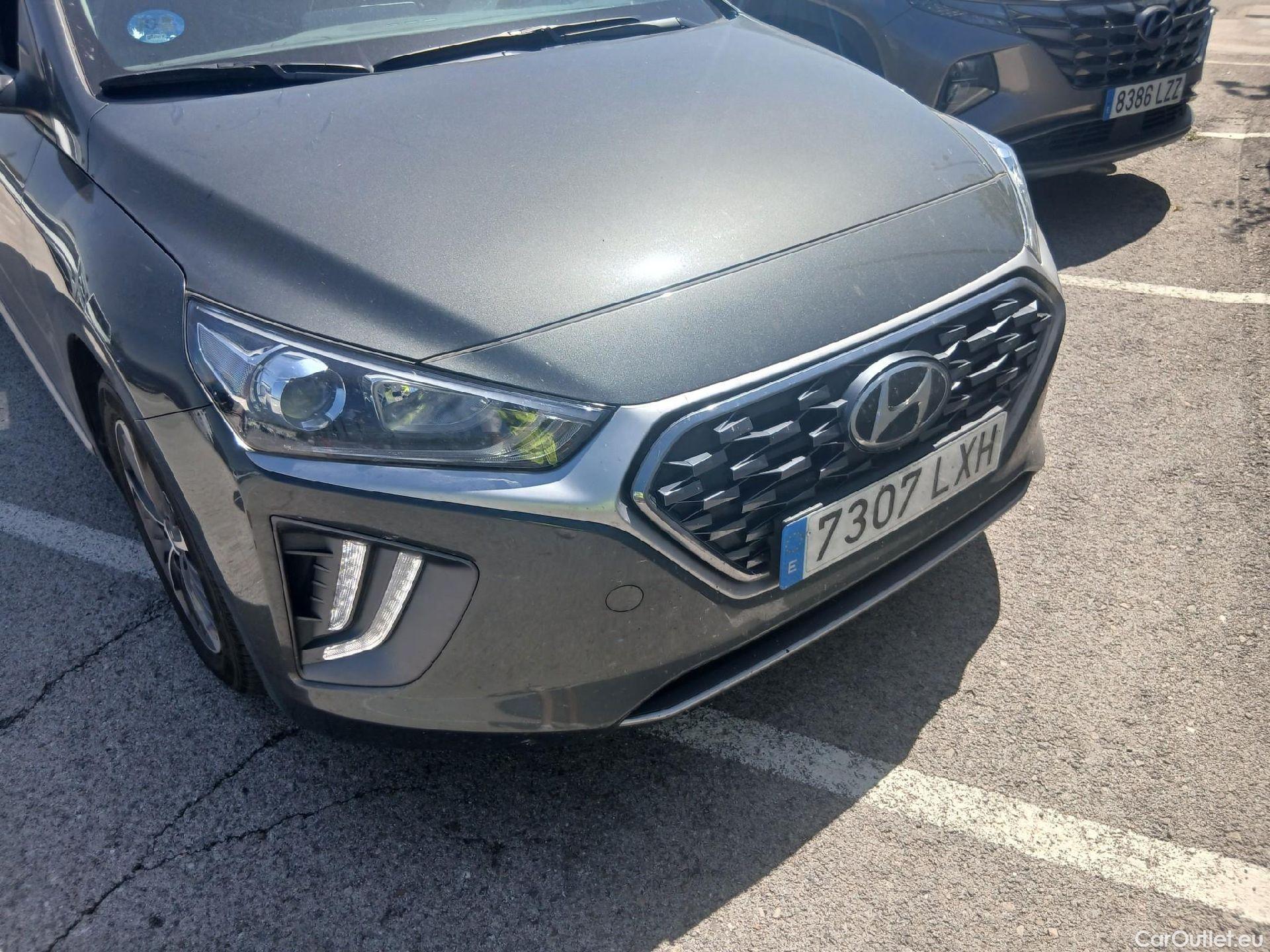  Hyundai   Ioniq HYUNDAI / 2019 / 5P / berlina con portón 1.6 GDI PHEV Klass DCT #6