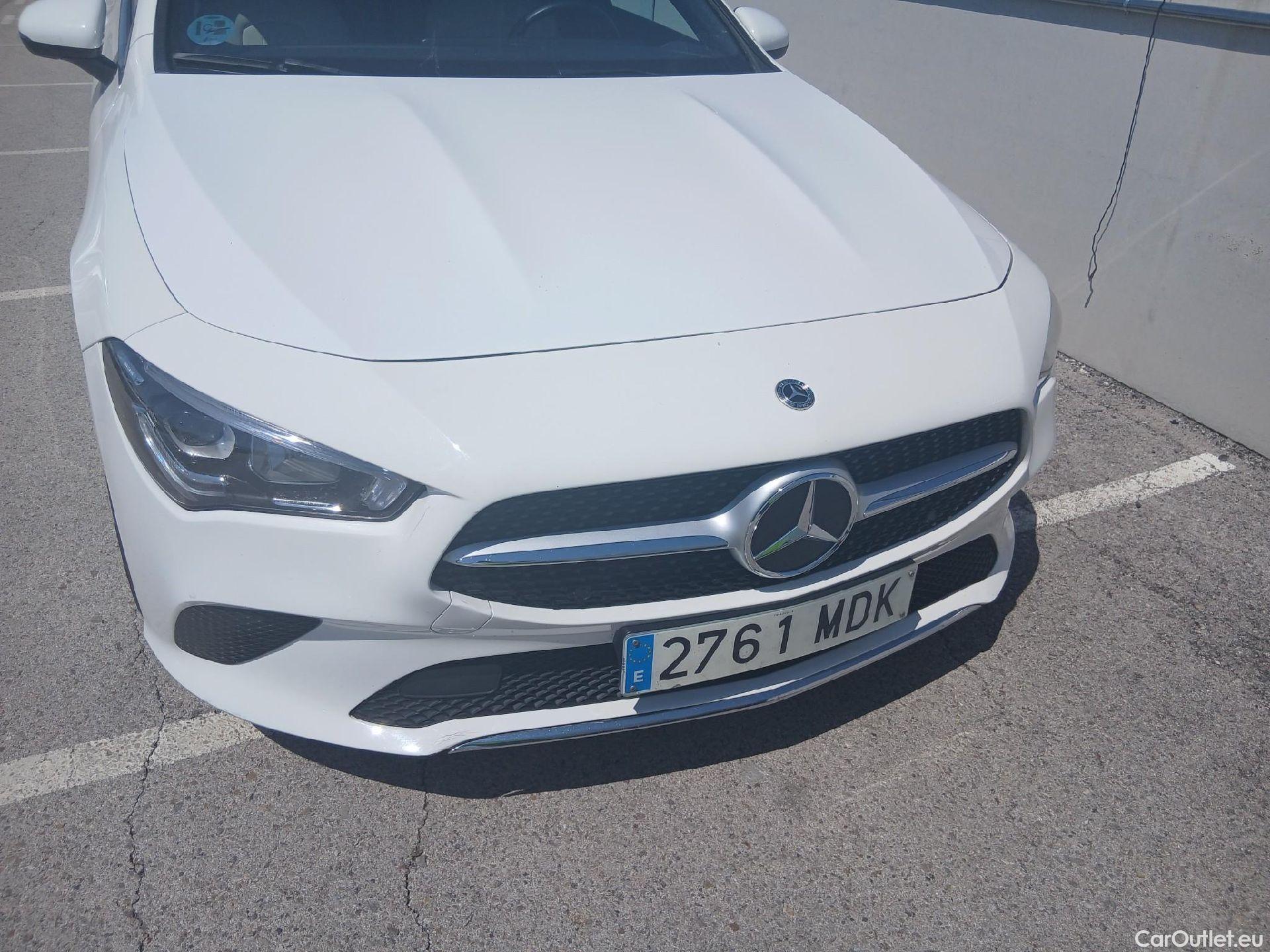  Mercedes  CLA-Klasse MERCEDES-BENZ CLA / 4P / coupé 200 D DCT 150 CV #2