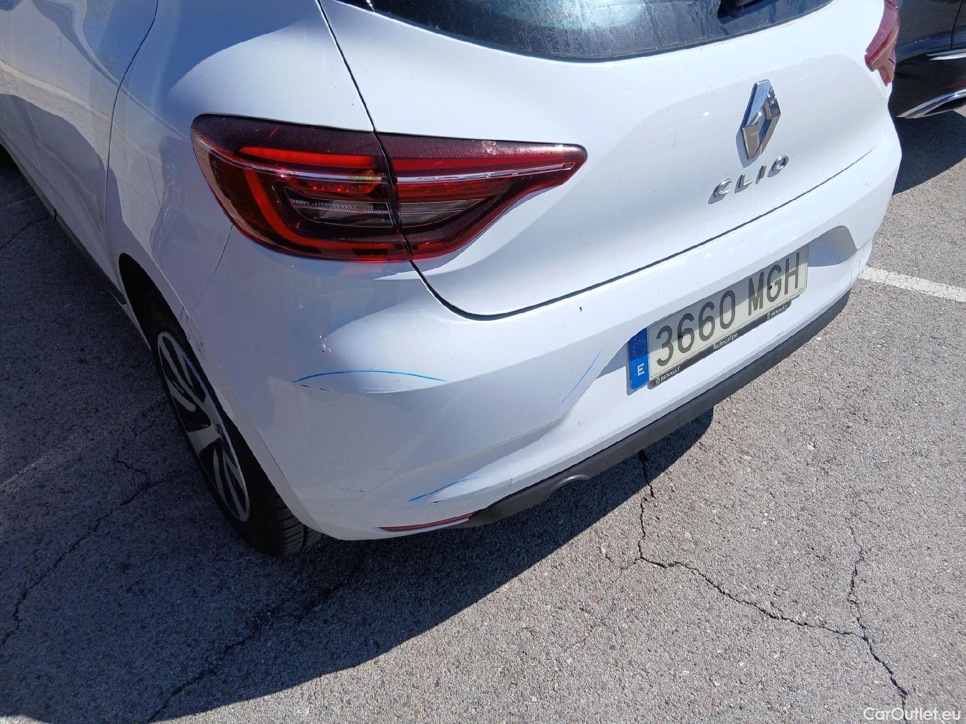  Renault  Clio RENAULT  / 2019 / 5P / berlina con portón Equilibre Blue dCi 74kW (100CV) #24