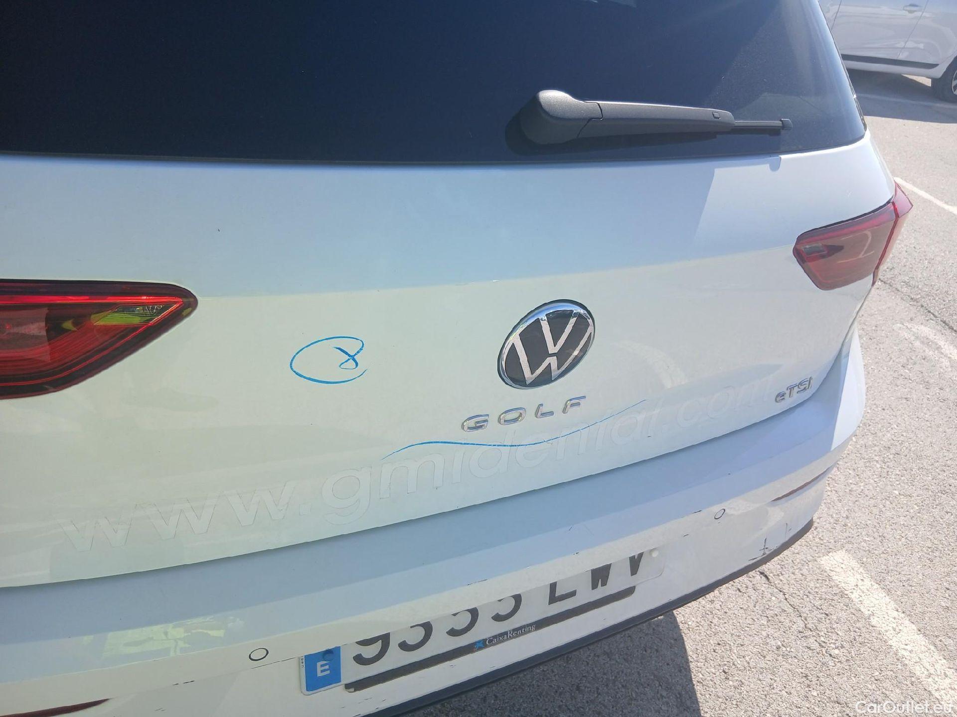  Volkswagen  Golf  VOLKSWAGEN / 2020 / 5P / berlina con portón Life 1.0 eTSI 81kW (110CV) DSG #24