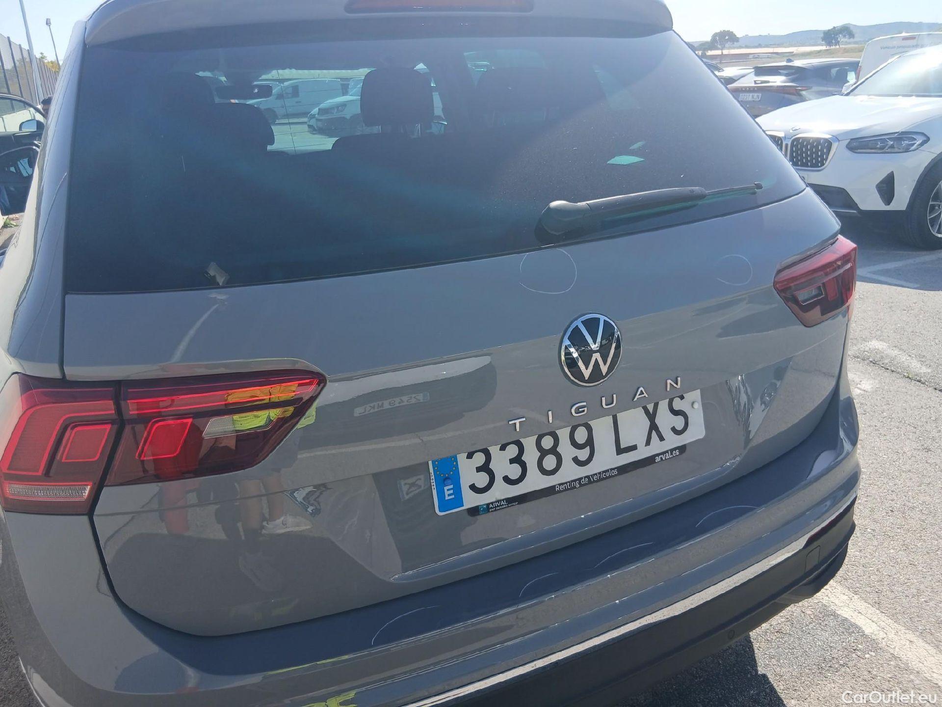  Volkswagen  Tiguan VOLKSWAGEN  / 2020 / 5P / todoterreno Life 2.0 TDI 110kW (150CV) DSG #17