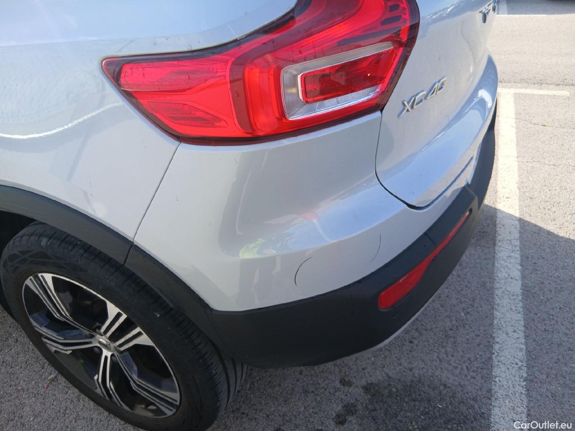  Volvo  XC 40 VOLVO XC40 / 2017 / 5P / todoterreno 1.5 T4 Twin Recharge Inscription Auto #27