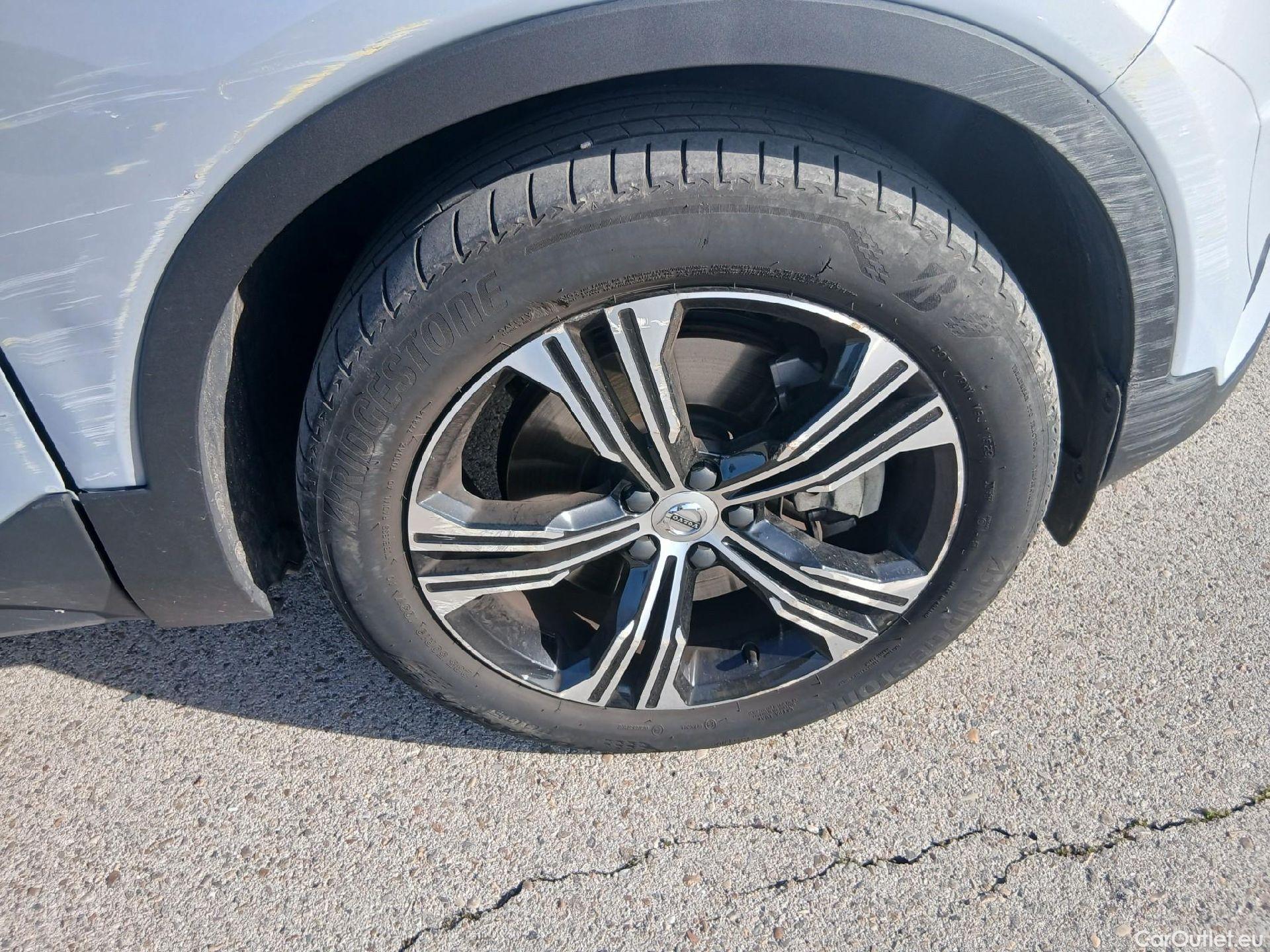  Volvo  XC 40 VOLVO XC40 / 2017 / 5P / todoterreno 1.5 T4 Twin Recharge Inscription Auto #50