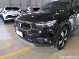  Volvo  XC 40 VOLVO XC40 / 2017 / 5P / SUV T3 AUTOMATICO MOMENTUM PRO #26