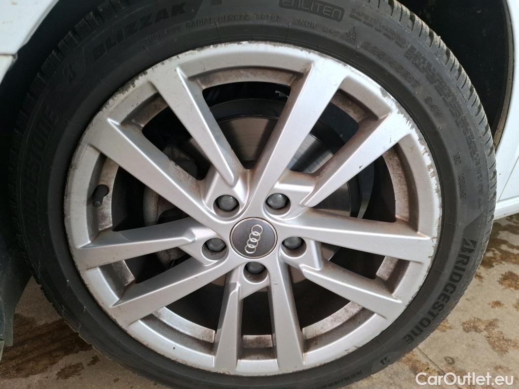  Audi  A3 AUDI  Sportback / 2016 / 5P / Berline 35 TFSI 150 COD S TRONIC BUSINESS LINE #2