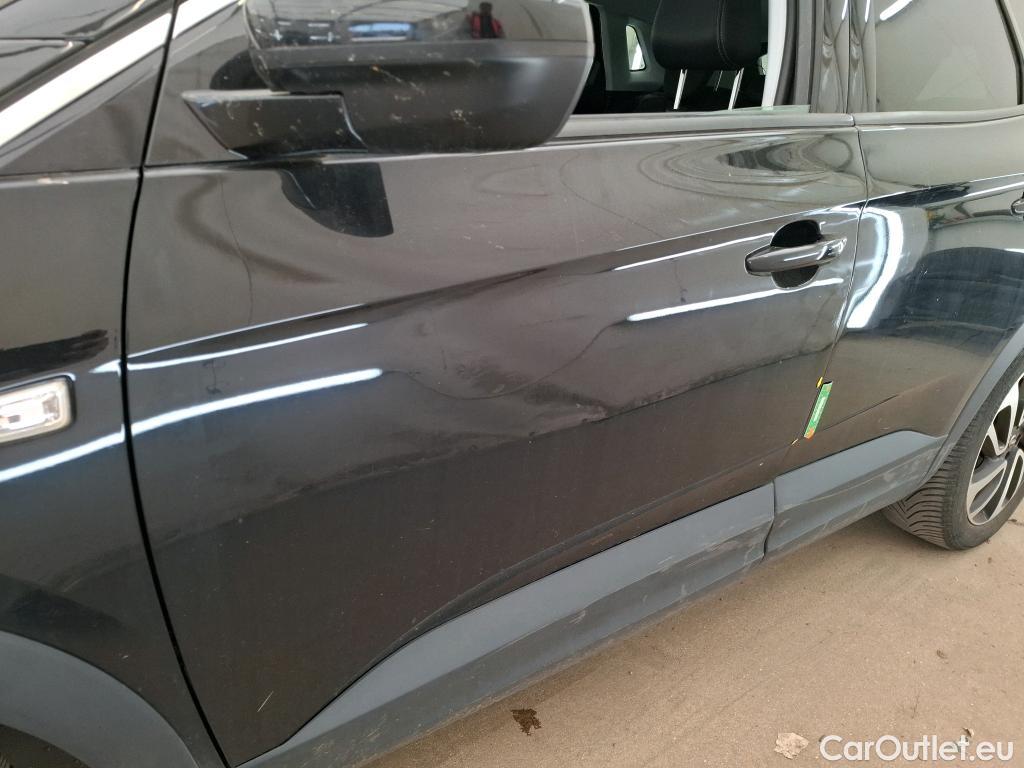  Opel   Grandland X Grandland X Ultimate 1.6 Turbo 180CV BVA8 E6dT #1