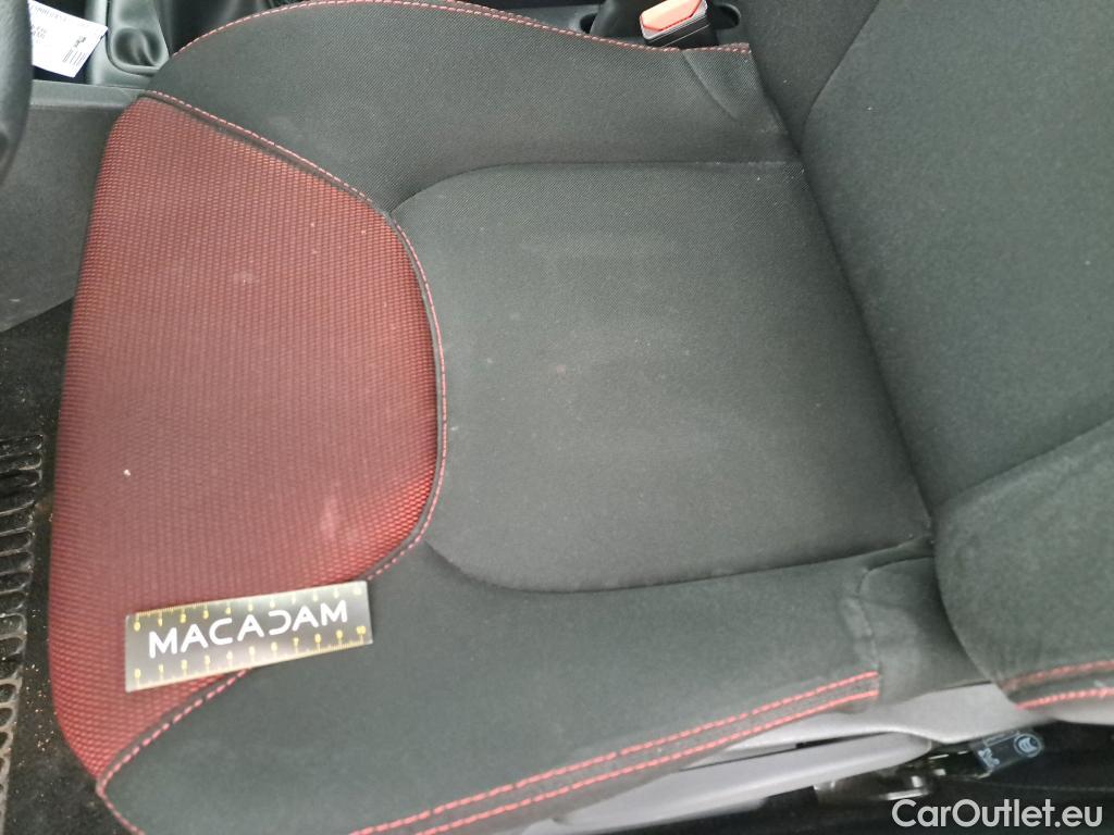  Renault  Clio  IV Life 1.5 dCi 75CV BVM5 E5 #30