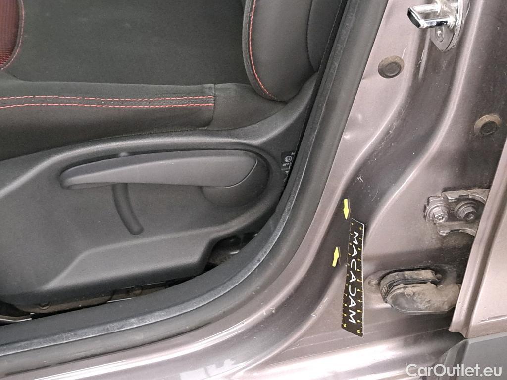  Renault  Clio  IV Life 1.5 dCi 75CV BVM5 E5 #18