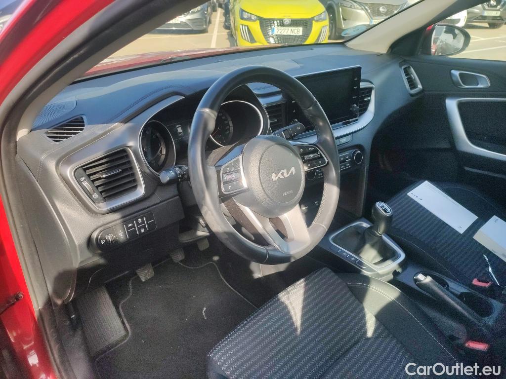  KIA  XCeed KIA  / 2019 / 5P / todoterreno 1.0 T-GDi Drive 88kW (120CV) #23