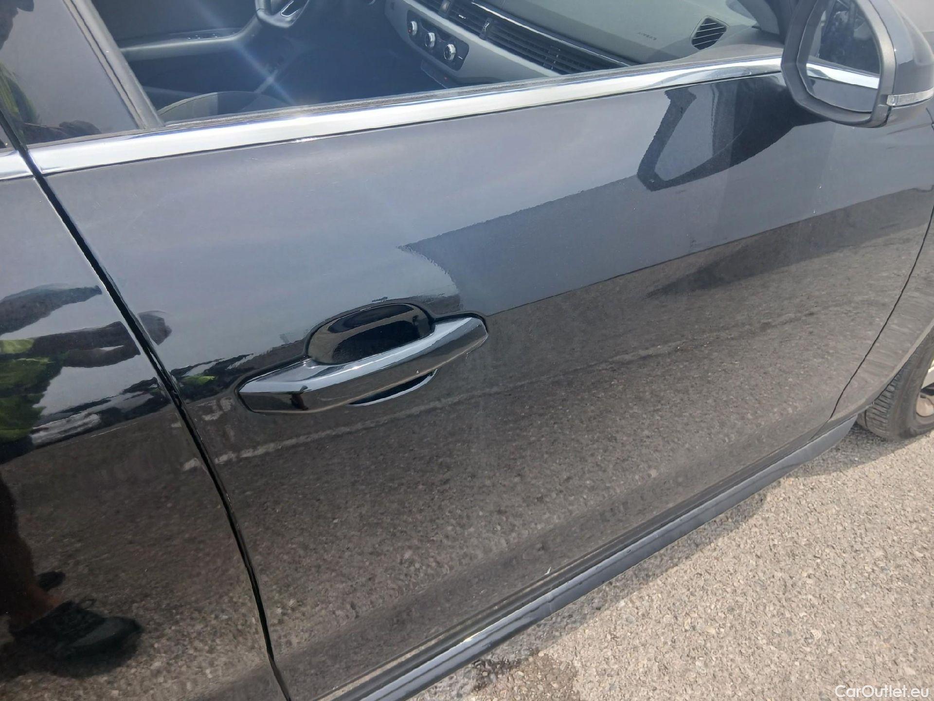 Audi  A4 AUDI  / 2019 / 5P / familiar Avant Advanced 35 TFSI 110kW S tronic #19