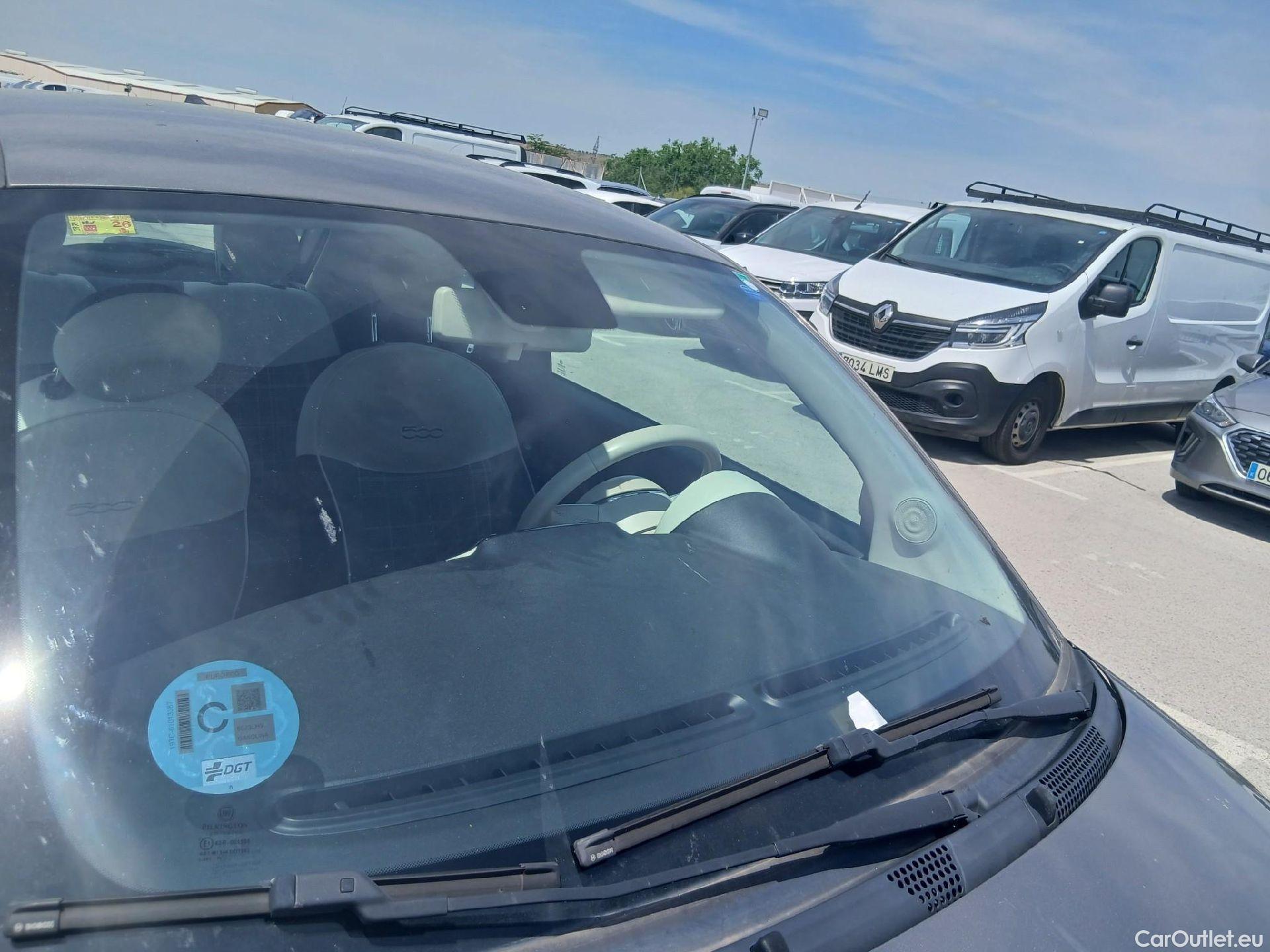  Fiat  500 FIAT  / 2015 / 3P / berlina con portón Lounge 1.2 8v 51KW (69 CV) (AC) #14